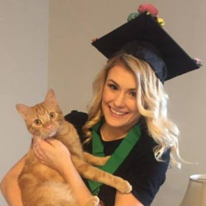 Meet your Posher, Lauren
